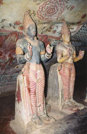 Dambulla grotte budda 5 - Shiva e Visnu.jpg